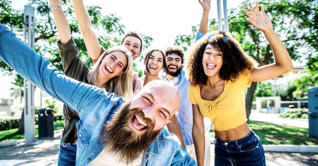 Los amigos hechos a través de las fronteras son especiales.